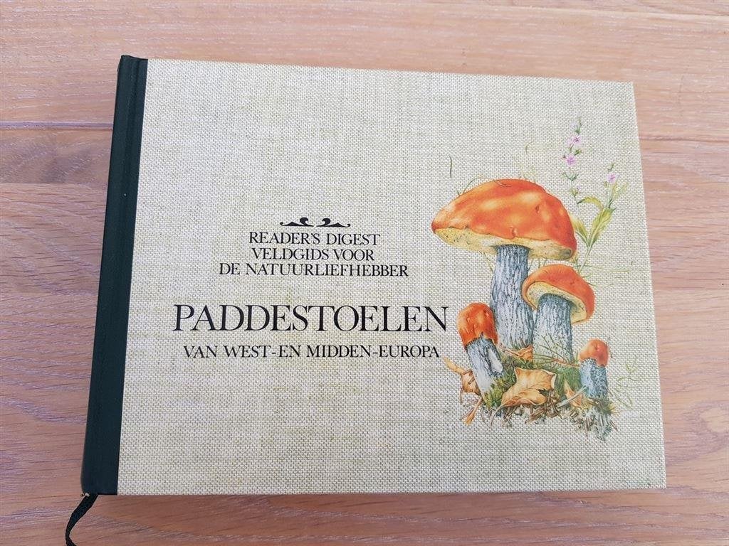 Paddestoelen, ISBN 90 6407 075 X, Boeken, Natuur, Verzenden, Zo goed als nieuw