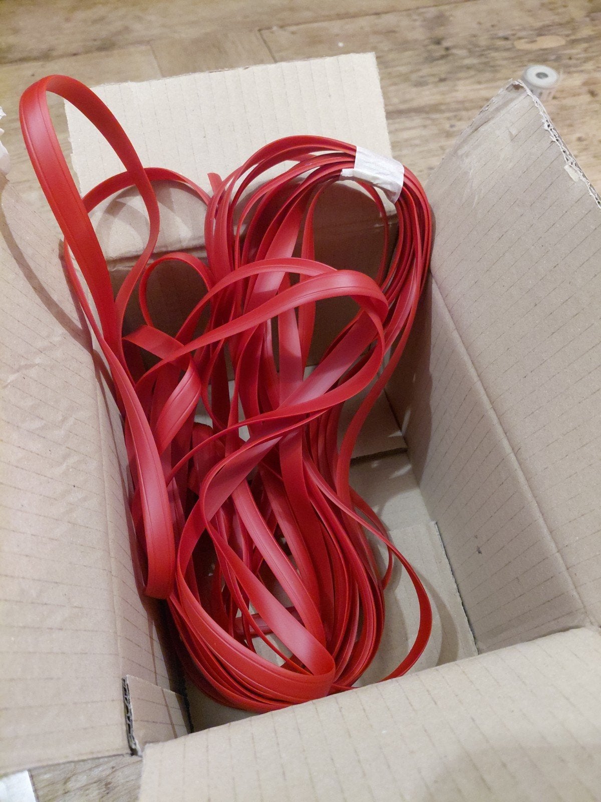 Camper inlegbies sierlijst rood van 10-12 mm, Ophalen of Verzenden, Nieuw