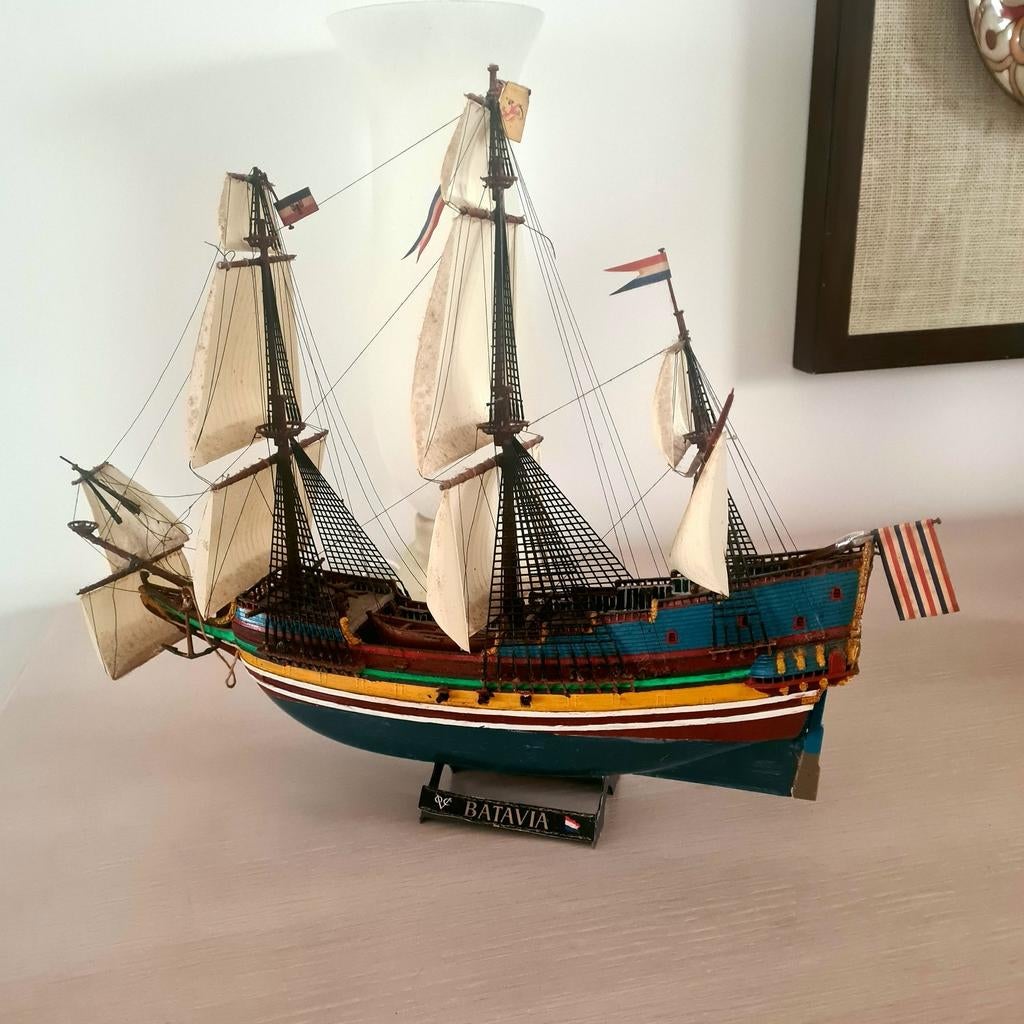 Zeer zeldzaam scheepsmodel: Santakruz En Batavia, Ophalen of Verzenden, Zo goed als nieuw, 1:50 tot 1:200, Overige merken