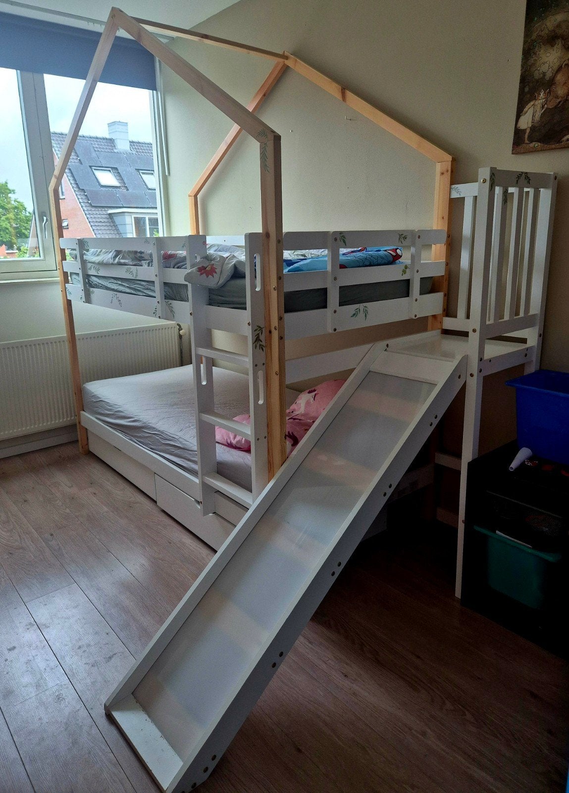 Stapelbed met glijbaan en huisframe, Huis en Inrichting, Ophalen, Gebruikt, 90 cm, Tweepersoons