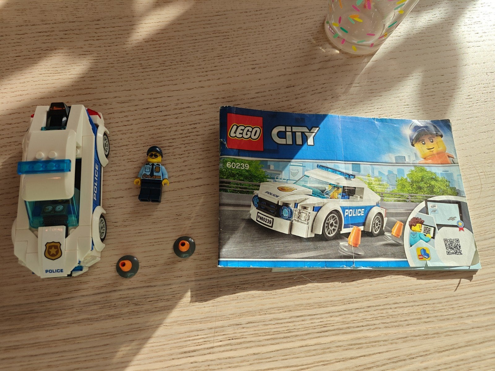LEGO City Politie 60239 met minifiguur, Ophalen