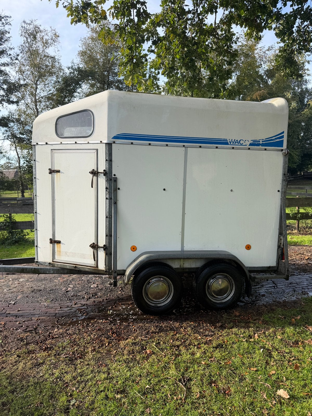 1,5 paards trailer, Ophalen, Gebruikt