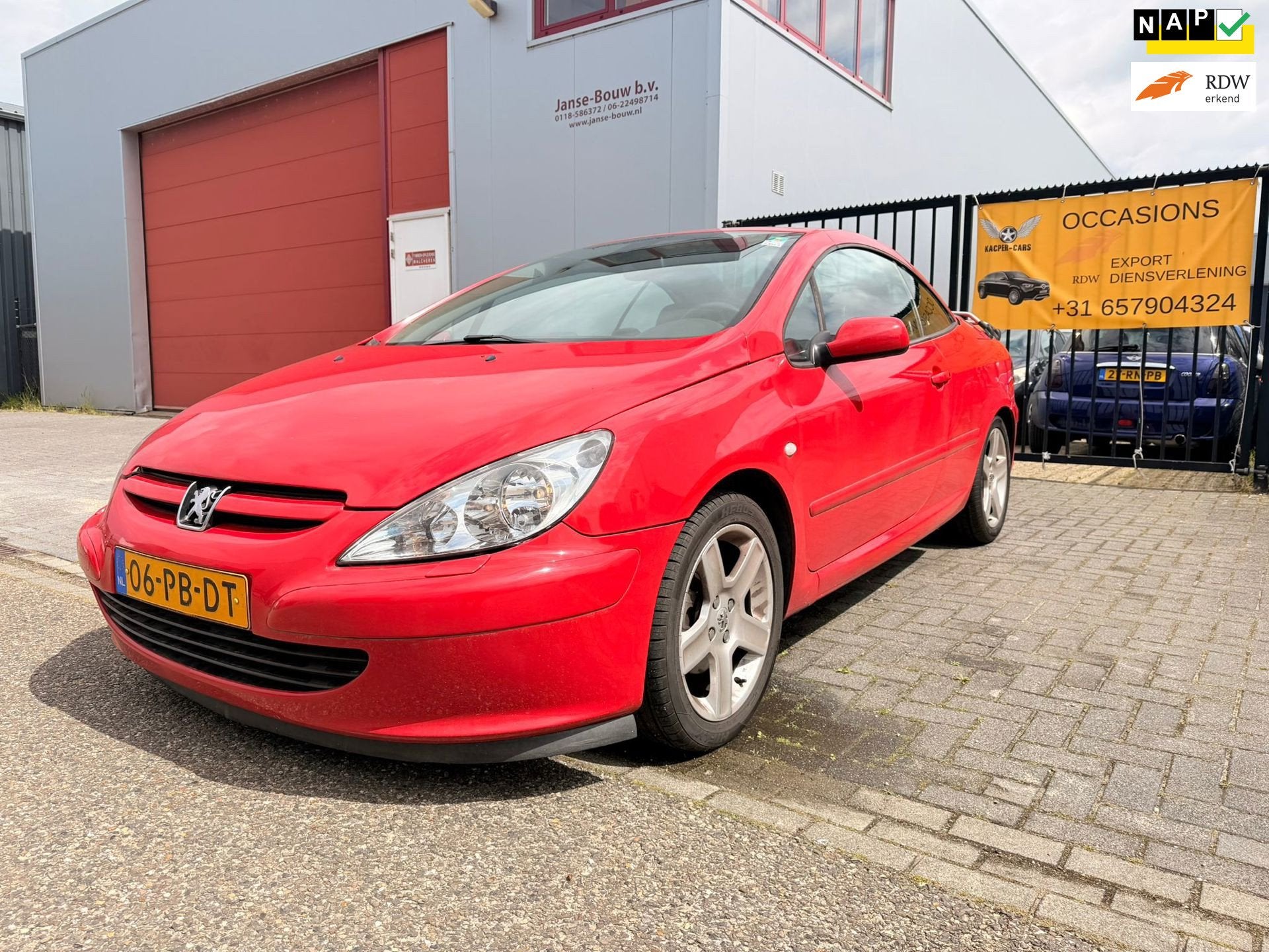 Peugeot 307 CC 2.0-16V Full Option! 2de Eigenaar!, Voorwielaandrijving, Gebruikt, Zwart, 4 cilinders