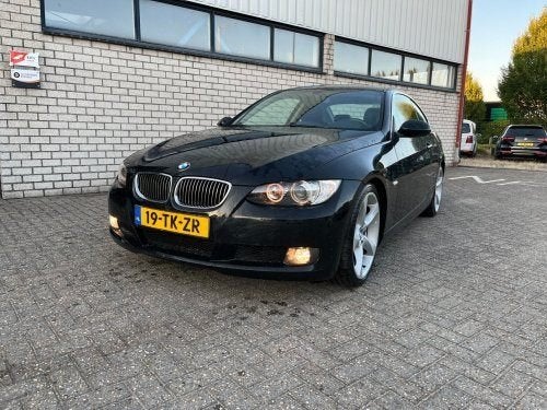 BMW 3-Serie 2.5 I 325 Coupe 2006 Handbak, 745 kg, Achterwielaandrijving, 2497 cc, 4 stoelen