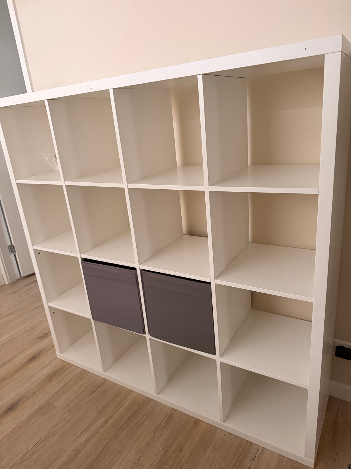 IKEA Kallax kast 16 vakken wit - inclusief 2 opbergboxen, Ophalen, Met plank(en), Gebruikt, 100 tot 150 cm