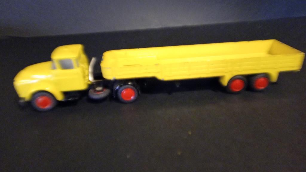 Lion Car DAF Torpedofront trekker met oplegger, Hobby en Vrije tijd, Modelauto's | 1:50, Gebruikt, Bus of Vrachtwagen, Lion Toys