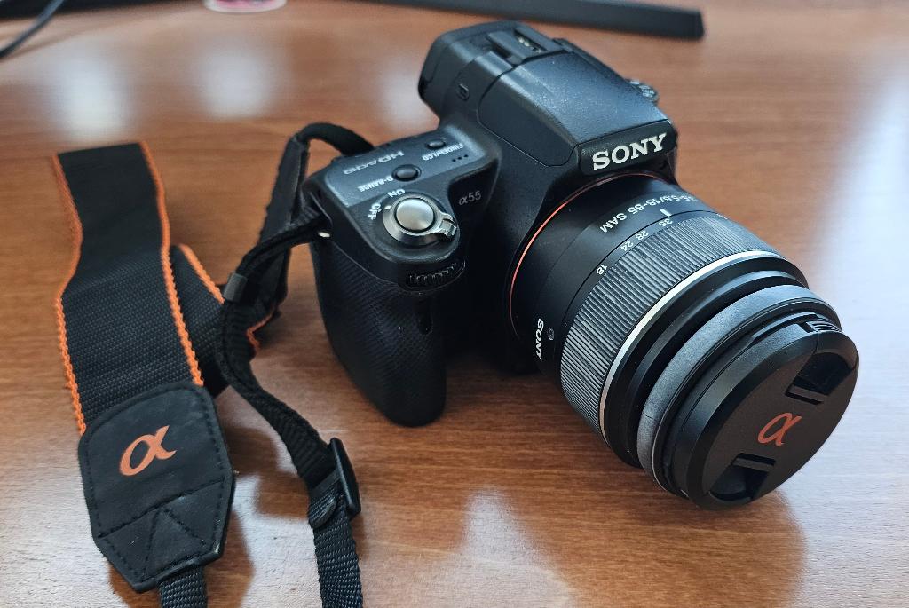 Sony Alpha SLT A33 - Complete Set, Ophalen, Spiegelreflex, Zo goed als nieuw, Sony