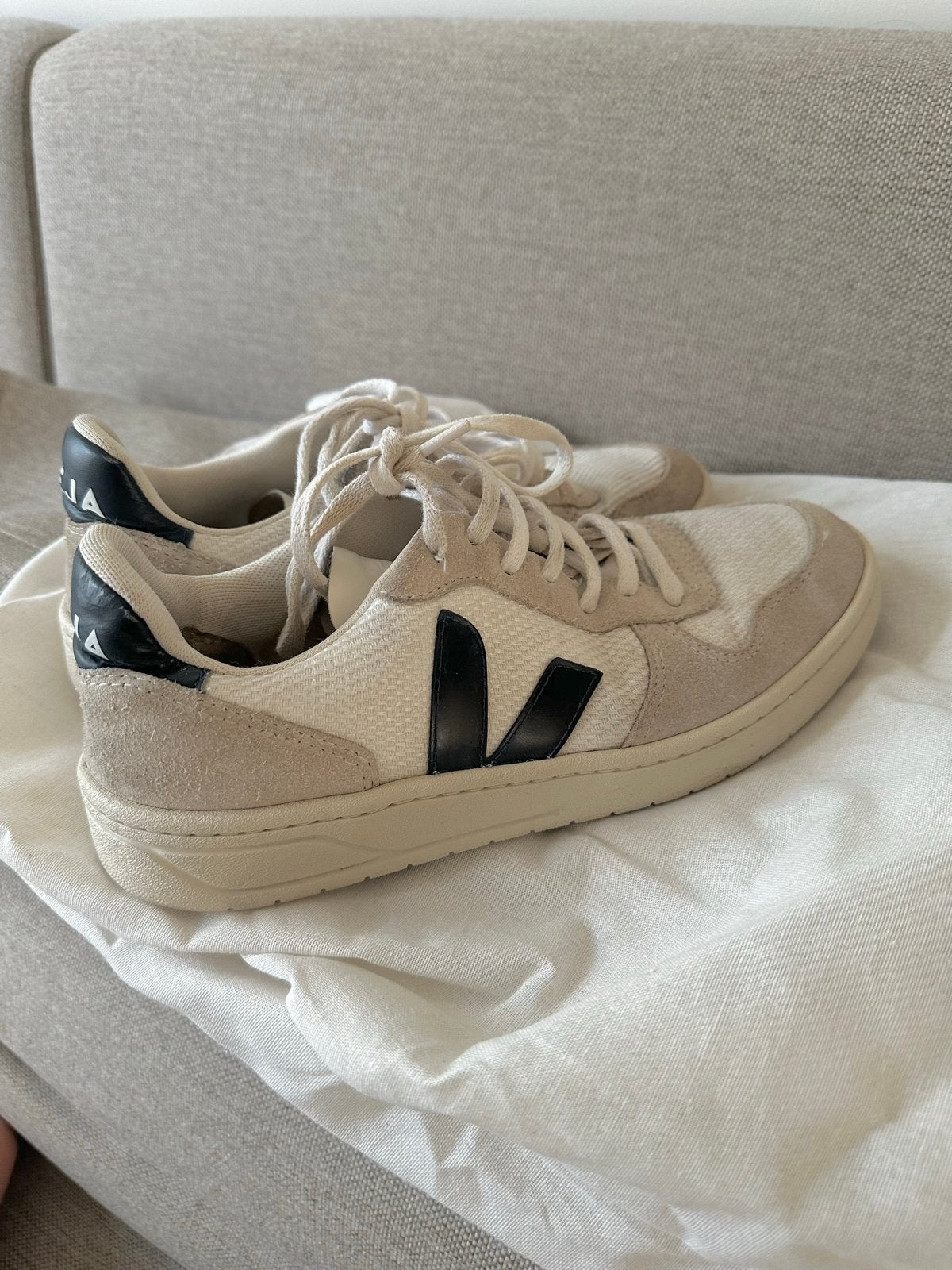 VEJA V-10 B-Mesh White Natural Nautico sneakers - Maat 40, Ophalen of Verzenden, Gedragen, Wit, Sneakers of Gympen