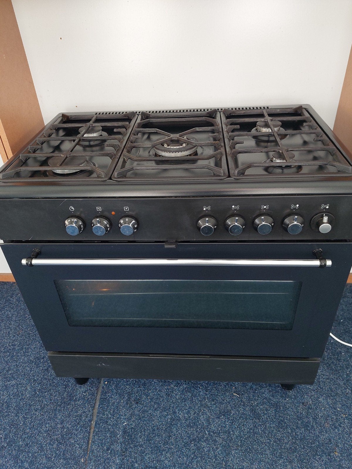 Whirlpool IKEA gasfornuis in zeer nette staat, Ophalen, 60 cm of meer, Zo goed als nieuw, Gas