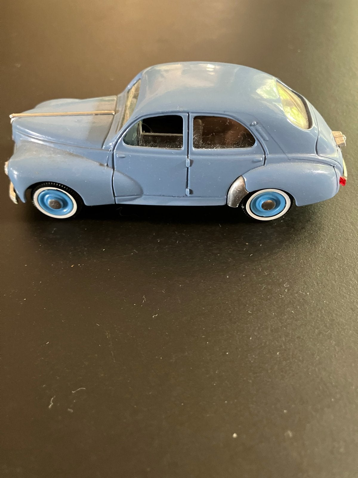 Solido modelauto Renault 4CV - Blauw, Hobby en Vrije tijd, Modelauto's | 1:43, Ophalen of Verzenden, Gebruikt, Auto, Solido