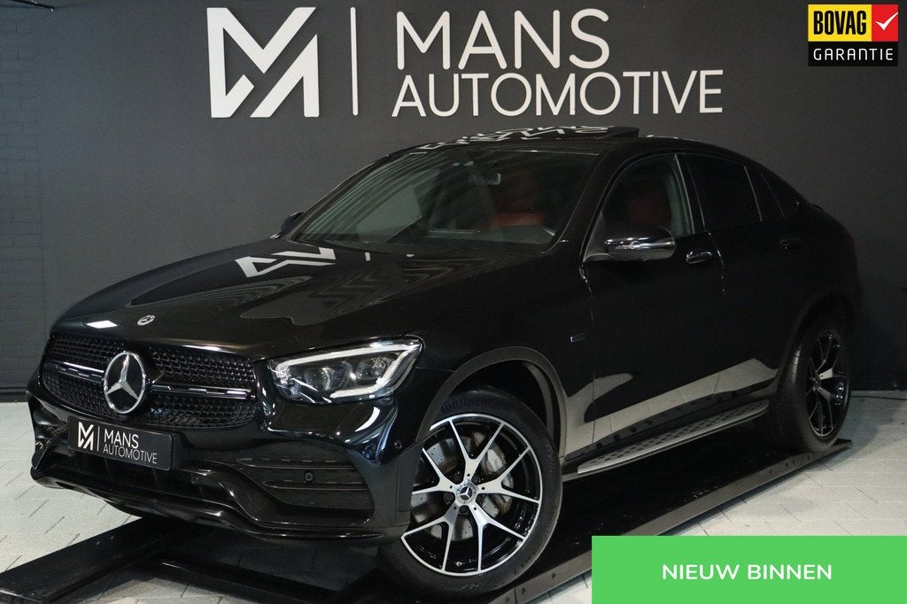 Mercedes-Benz GLC-klasse Coupé 300e 4MATIC AMG / PANO / 360, Automaat, 1940 kg, Gebruikt, Zwart
