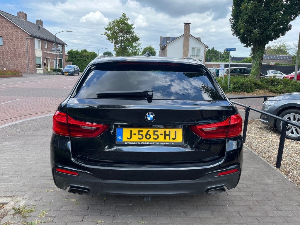 Foto 5 van Bmw 5-SERIE TOURING 520I HIGH EXECUTIVE / SCHUIFDAK / LEDER