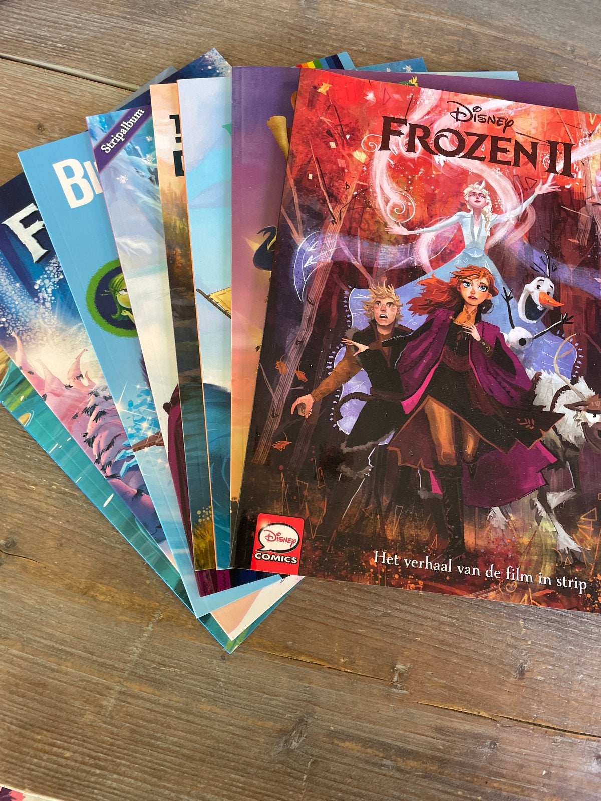 8 x Disney: Frozen, Finding Dory en meer samen voor, Meerdere stripboeken, Ophalen of Verzenden, Zo goed als nieuw
