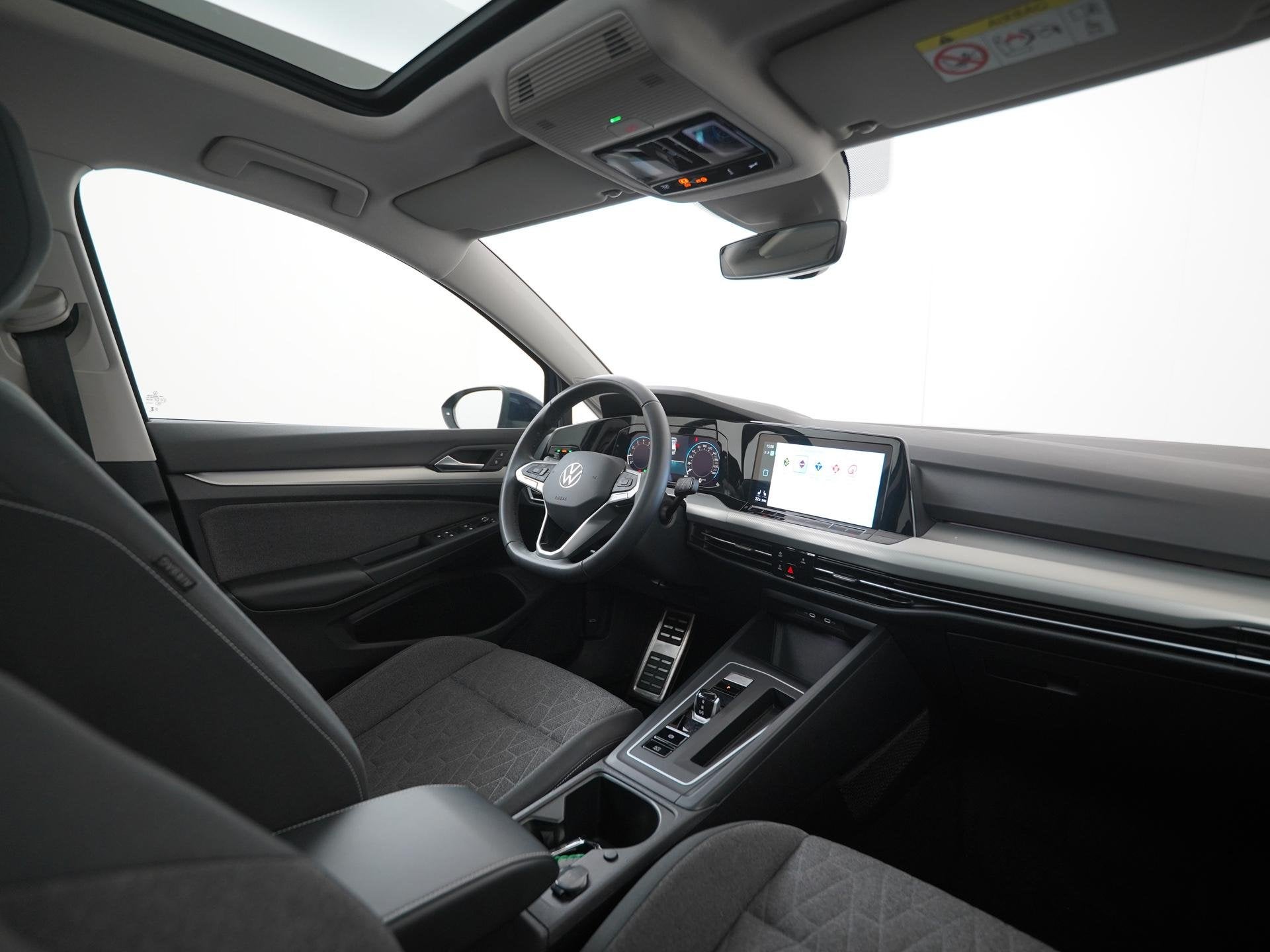 Volkswagen Golf Variant 1.0 eTSI Life DSG | Panoramadak | St, Auto's, 12 maanden, Stof, Gebruikt, Blauw