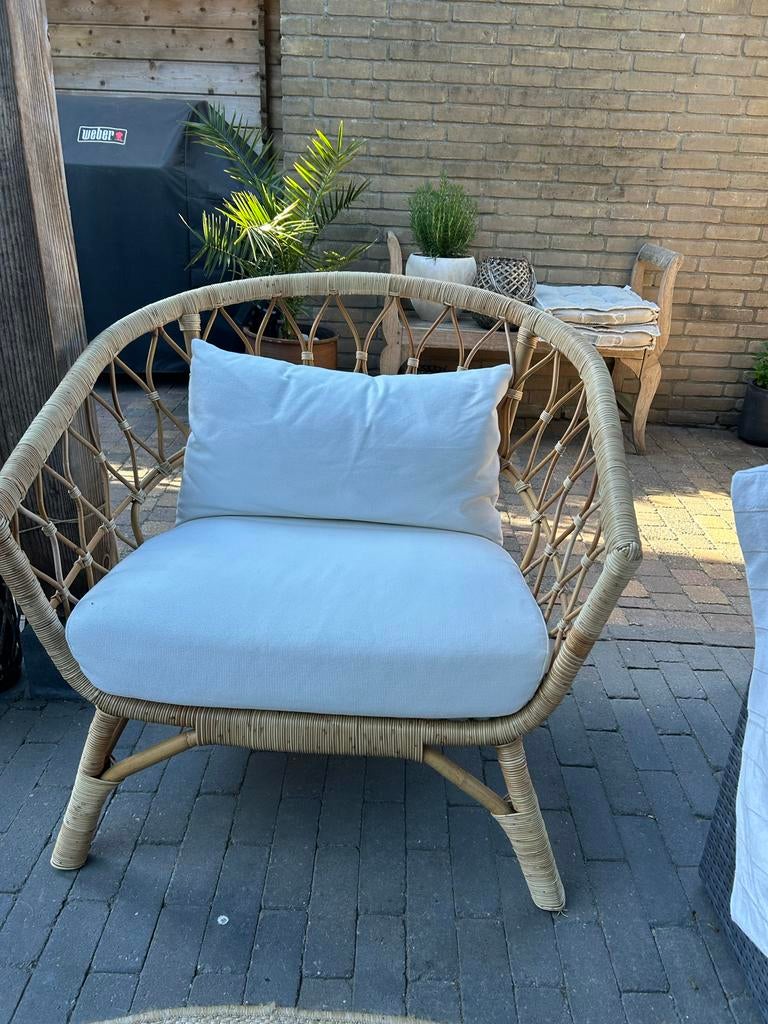 IKEA Stockholm loungestoel /Fauteuil met bijpassende Kussens, Huis en Inrichting, Ophalen, Gebruikt, Riet of Rotan, 75 tot 100 cm