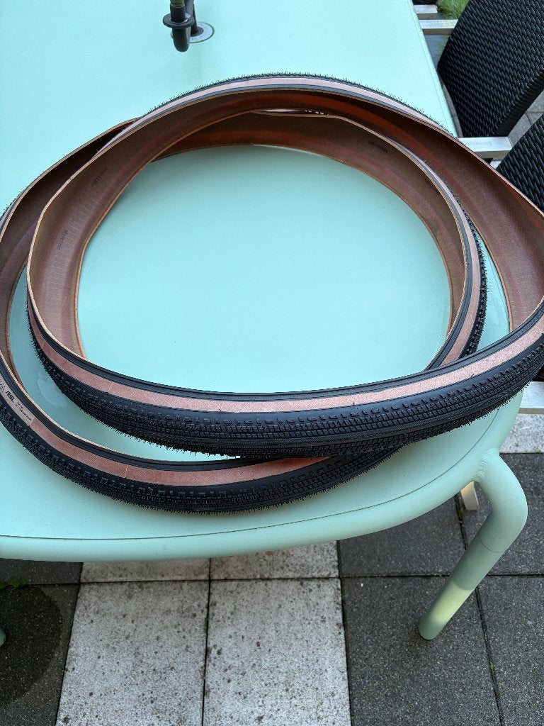 Gravelbanden , Vouwband , Bontrager Girona RSL GR TLR 42 mm, Overige merken, Band, Nieuw, Aluminium