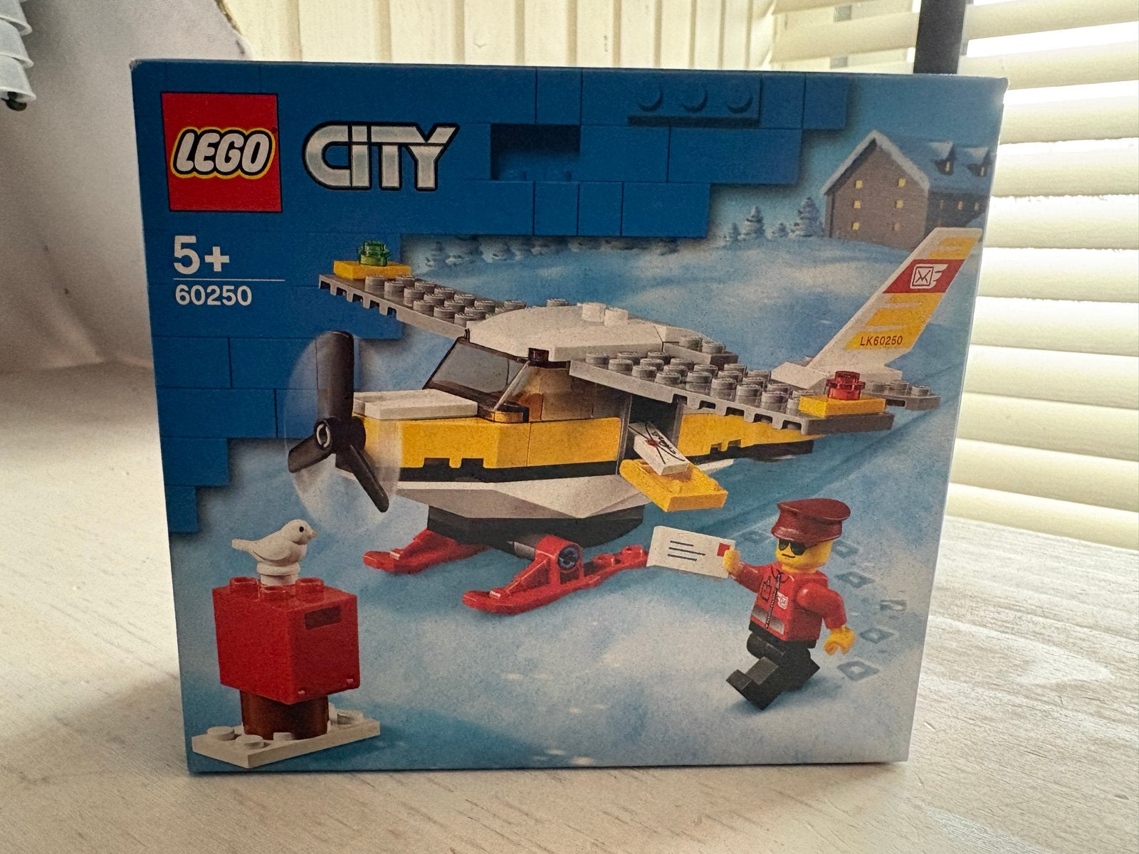 LEGO City 60250 Postvliegtuig - Nieuw in doos, Ophalen of Verzenden, Nieuw