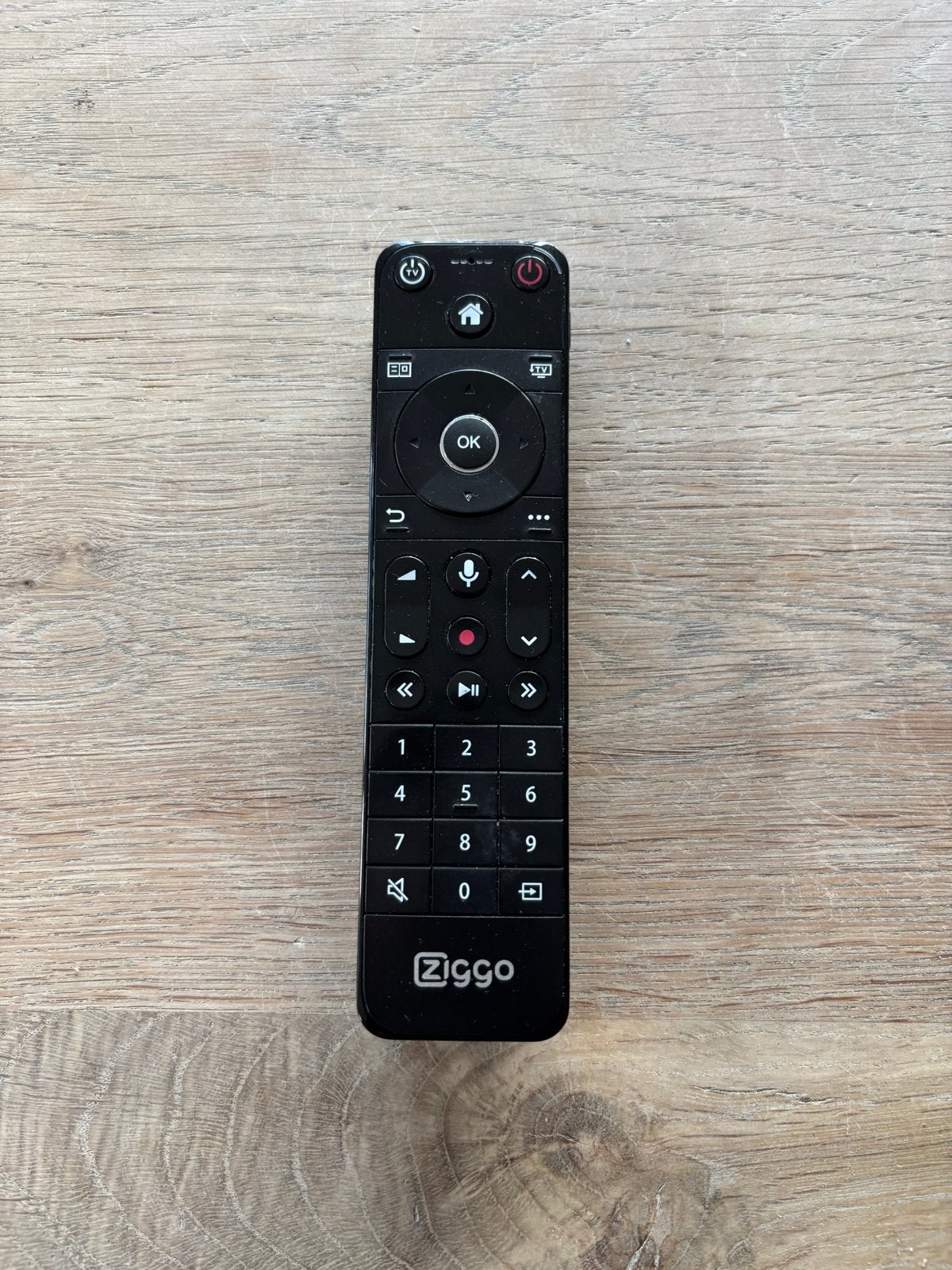 Ziggo Mediabox Next Afstandsbediening met Voice Control, Ophalen of Verzenden, Gebruikt, Origineel, Mediaspeler