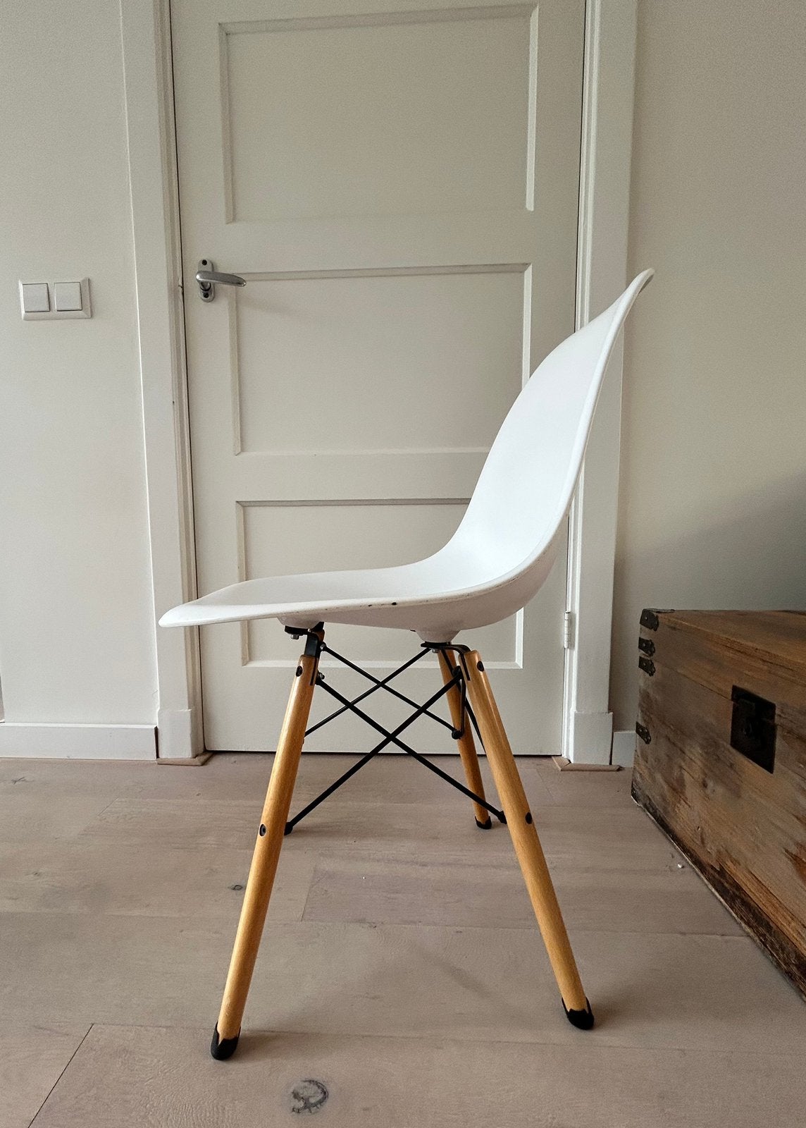 6 stuk design stoel (Eames imitatie), Huis en Inrichting, Stoelen, Gebruikt, Vijf, Zes of meer stoelen, Hout, Wit, Ophalen