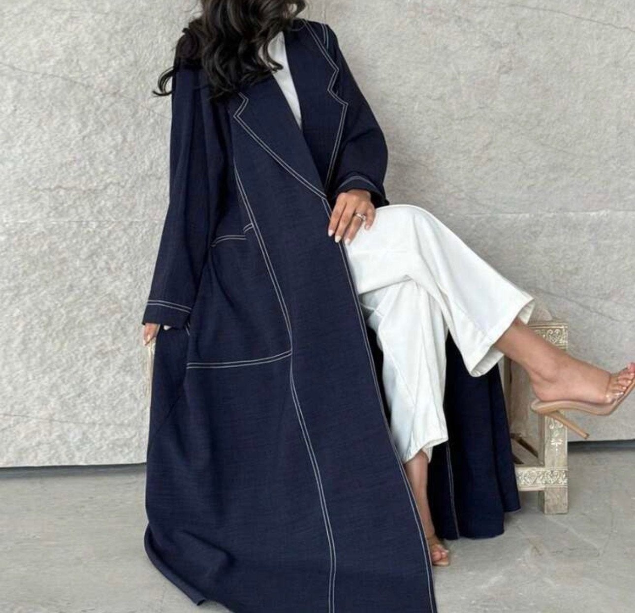 Nieuwe donkerblauwe kimono met witte stiksels, Verzenden, Nieuw, Blauw