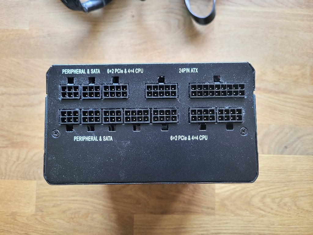Corsair RM750 Voeding, Computers en Software, Interne voedingen, Ophalen of Verzenden, Gebruikt