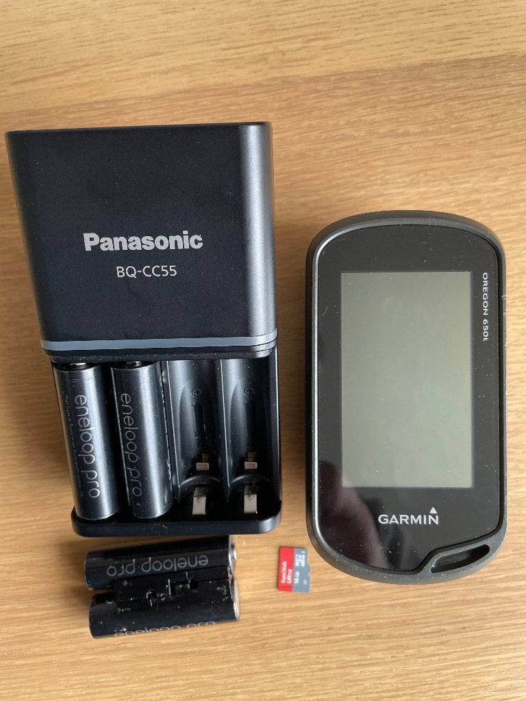 Garmin Oregon 650t, geheugen en 4 accu's, Ophalen of Verzenden, Gebruikt, Navigatie of Gps