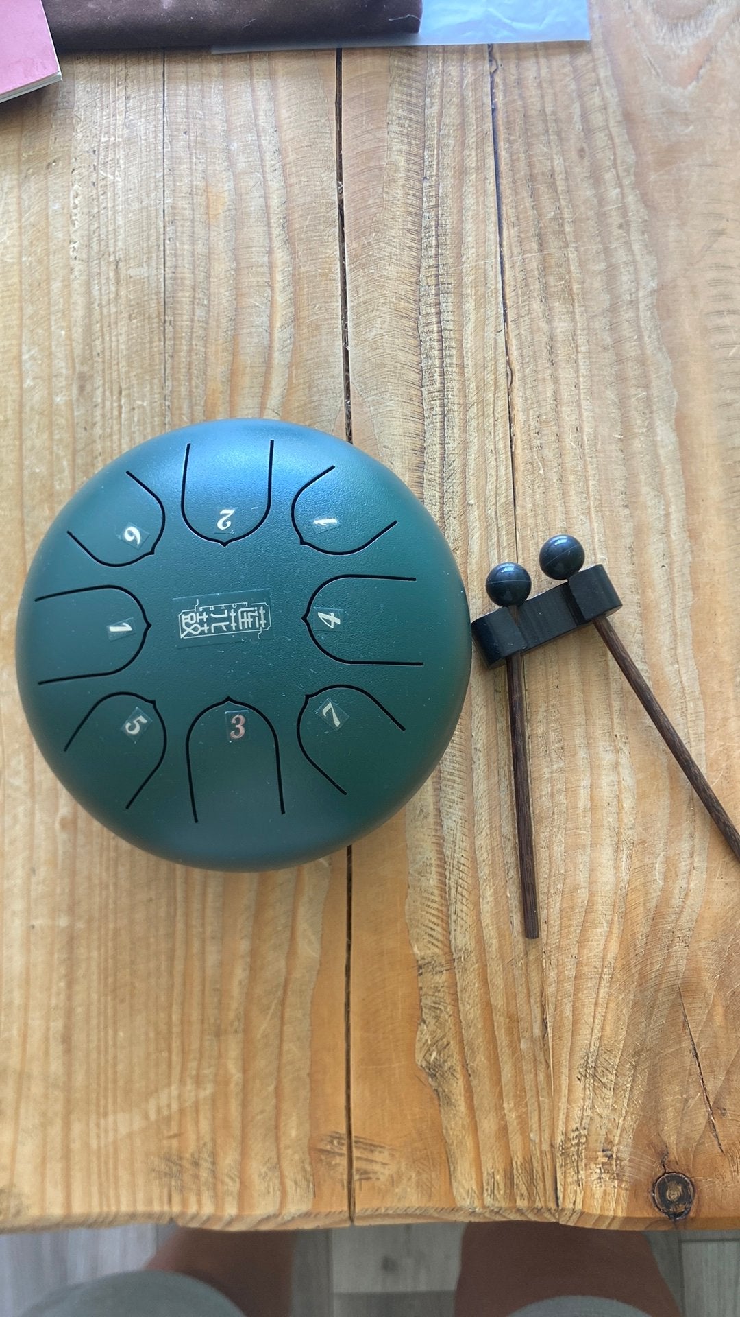 Stalen Tongtrommel met Boek en Accessoires, Ophalen of Verzenden, Zo goed als nieuw, Melodische percussie