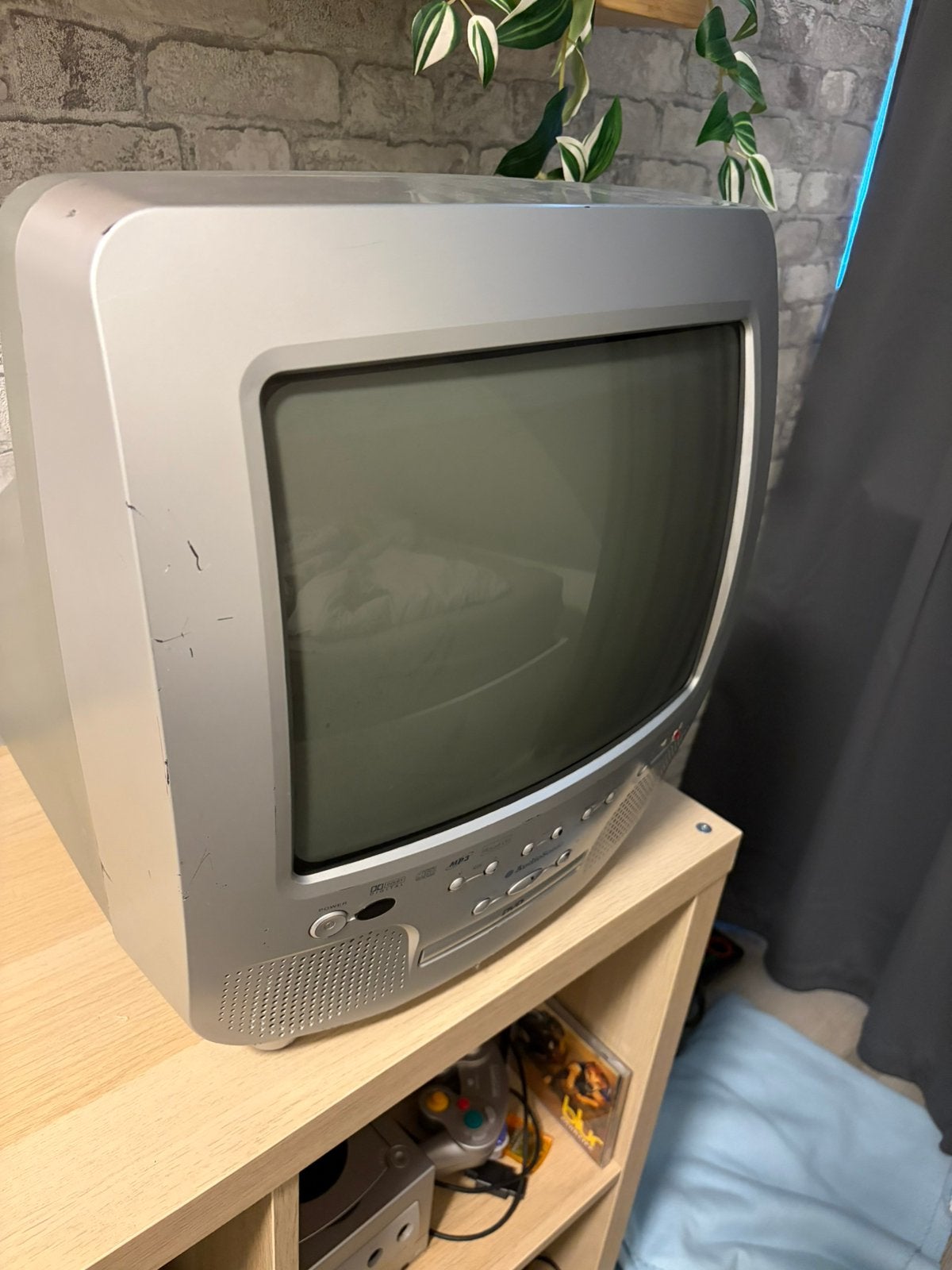 *Gezocht* iemand met ervaring van t ontstoffen van crt tv’s, Ophalen, Zo goed als nieuw, 100 cm of meer, Overige merken