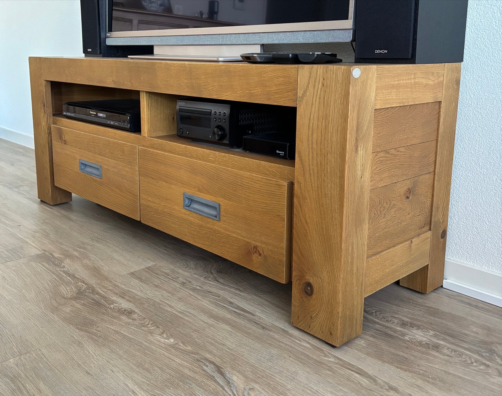 Henders & Hazel TV-meubel eikenhout - 140x42x54 cm, Ophalen, Gebruikt, 100 tot 150 cm, Eikenhout