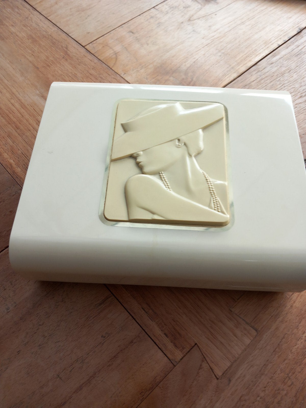 Vintage Ivoire de Balmain Bakeliet Doos - 22,5x19x7 cm, Antiek en Kunst, Curiosa en Brocante, Ophalen of Verzenden