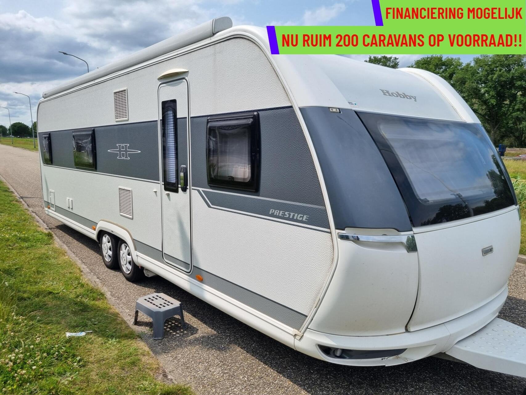 Hobby PRESTIGE 720 KFU STAPELBED + MOVER +AIRCO +CASS LUIFEL, Mover, Rondzit, Hobby, Bedrijf