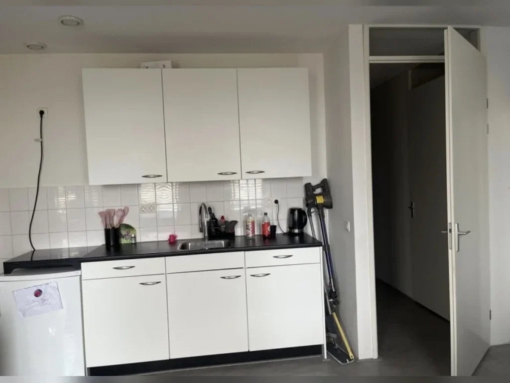 NIEUW! Woonruimte te huur Kerkinilaan, Almere