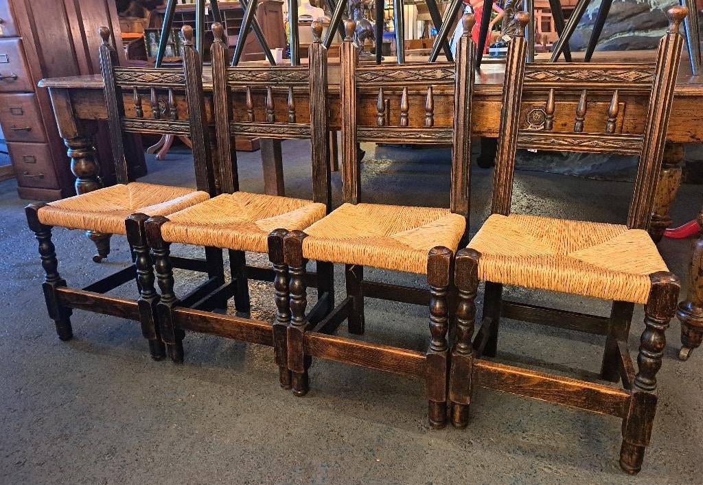 Echte antieke stoelen mooi voor aan een echte oude eettafel, Antiek en Kunst, Antiek | Meubels | Stoelen en Banken, Ophalen