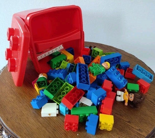 Rode Lego Duplo emmer vol met losse Duplo, Kinderen en Baby's, Speelgoed | Duplo en Lego, Gebruikt, Ophalen of Verzenden, Compleet