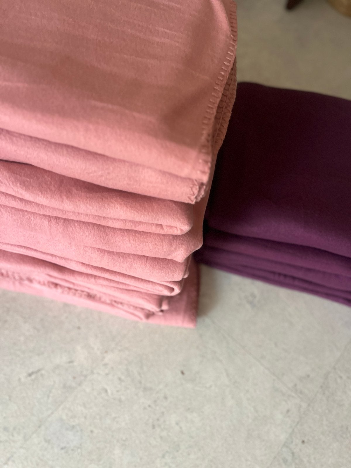 14x oud roze & paarse fleece dekens - yoga, Overige merken, Meerkleurig, Vierkant, Nieuw