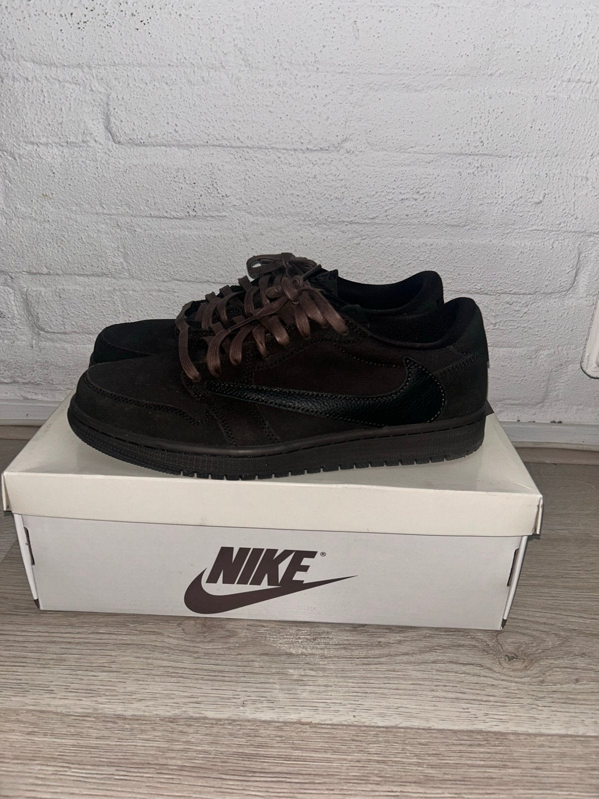 Nike Jordan 1 Low Travis Scott Reverse Mocha, Kleding | Heren, Schoenen, Bruin, Nieuw, Ophalen of Verzenden, Sneakers of Gympen