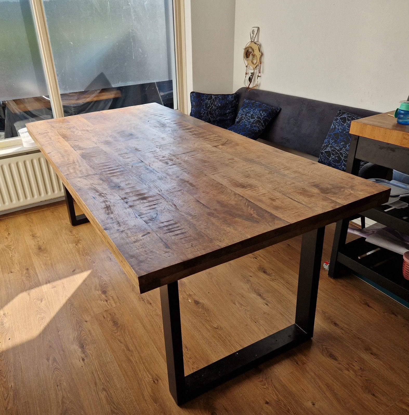 Robuuste eettafel van Giga meubel, Huis en Inrichting, Gebruikt, 100 tot 150 cm, 200 cm of meer, Vijf personen of meer