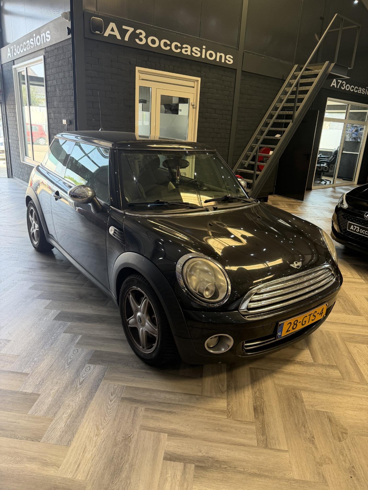 MINI 3-Deurs 1.6 Cooper Chili, Voorwielaandrijving, Gebruikt, 750 kg, 4 cilinders