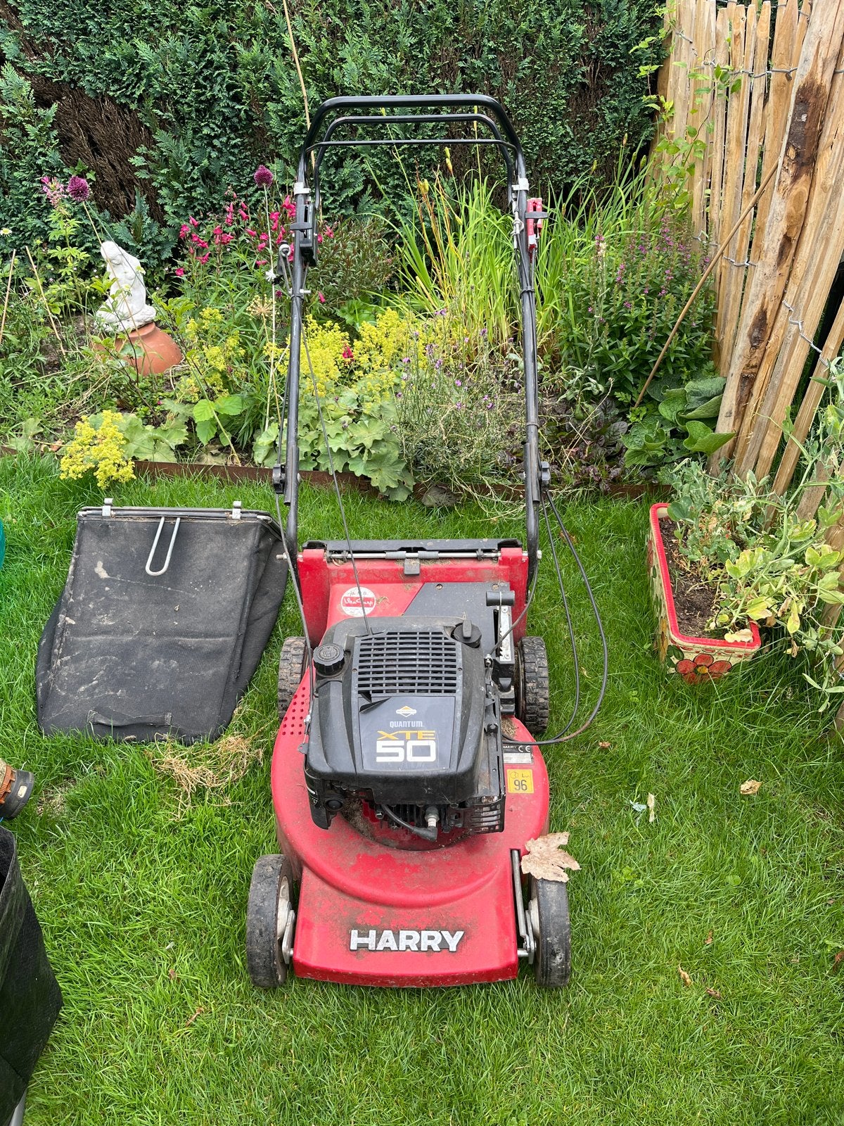 Harry 50 Benzine Grasmaaier met Opvangzak, Ophalen, Cirkelmaaier, Gebruikt, 40 t/m 49 cm