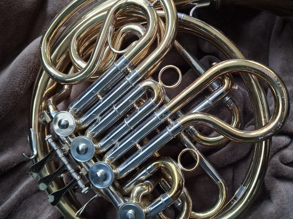 Waldhoorn yamaha 663 dubbel hoorn bes f  incl koffer, Muziek en Instrumenten, Blaasinstrumenten | Hoorns, Ophalen of Verzenden