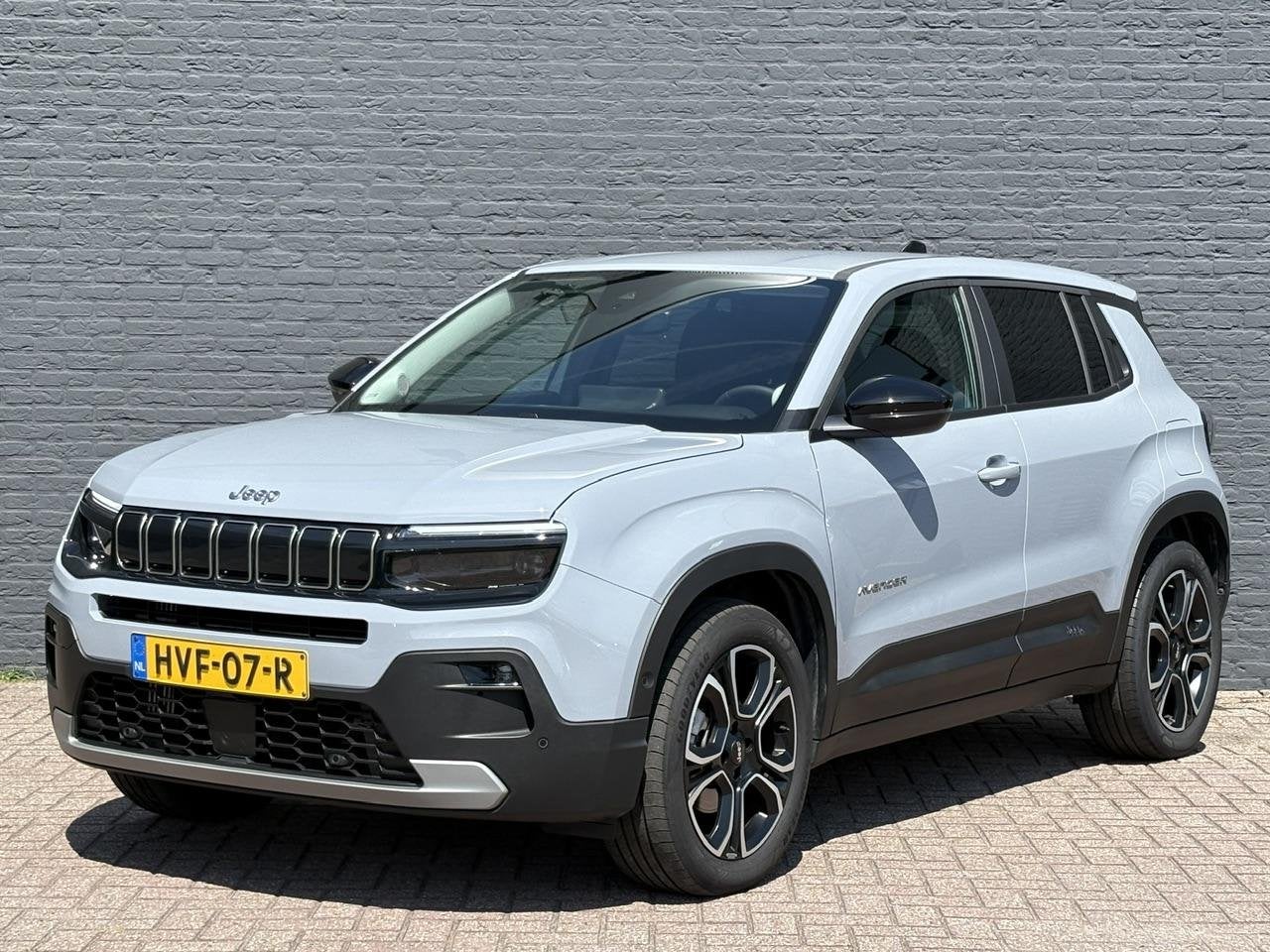 Jeep Avenger 1.2 e-Hybrid Altitude | Automaat | 1e Eigenaar, Auto's, Automaat, Gebruikt, 1199 cc, Bedrijf