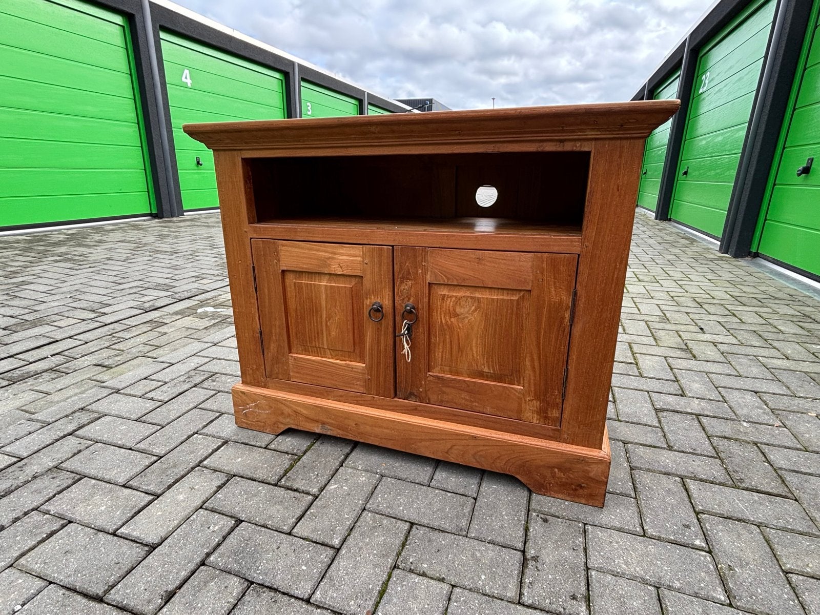 Massief Teakhouten TV-meubel met Opbergruimte, Ophalen, Zo goed als nieuw, 25 tot 50 cm, Teakhout