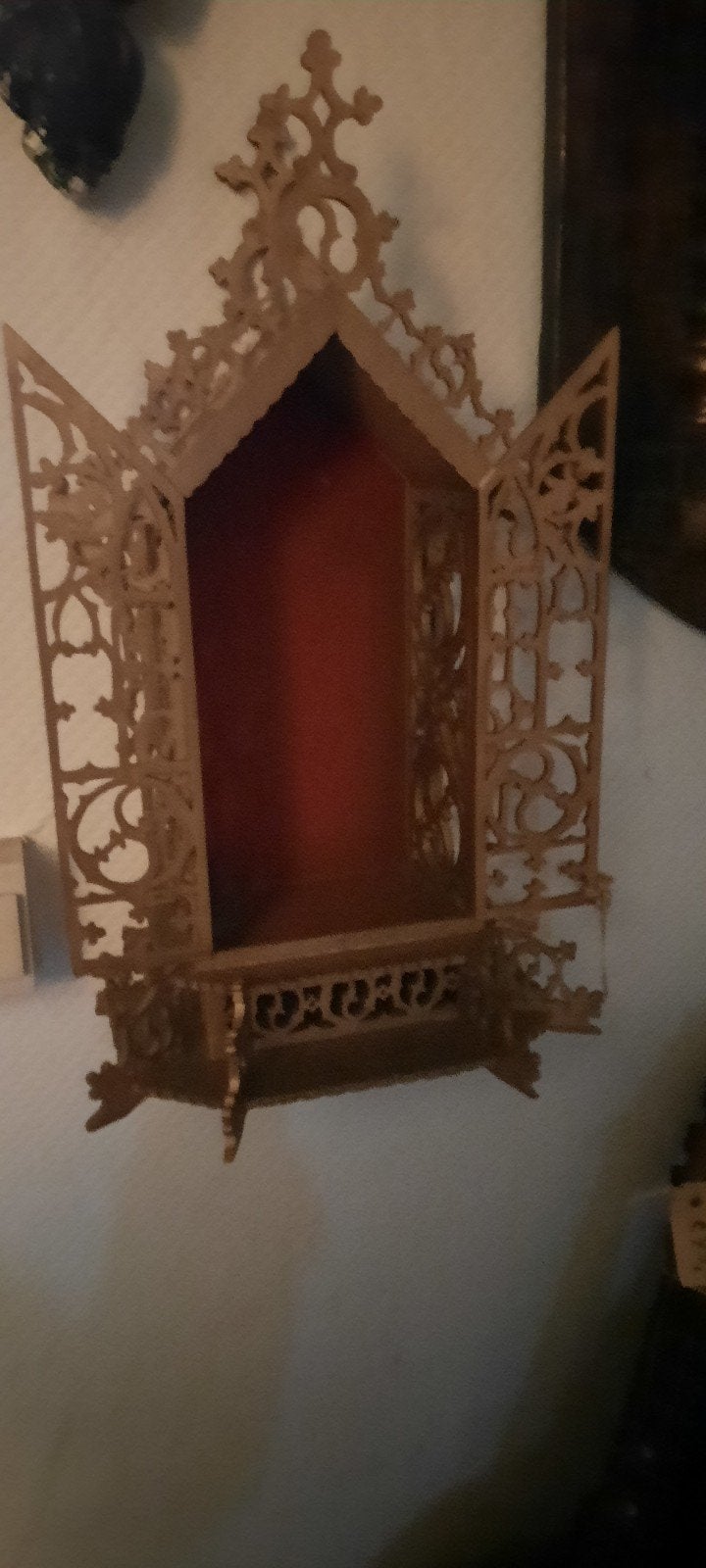 Antiekehouten nis kapelletje met gedetailleerd houtsnijwerk, Antiek en Kunst, Ophalen of Verzenden