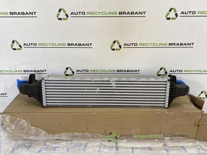 Intercooler van een Mercedes B-Klasse, Gebruikt, -, -, Ophalen of Verzenden