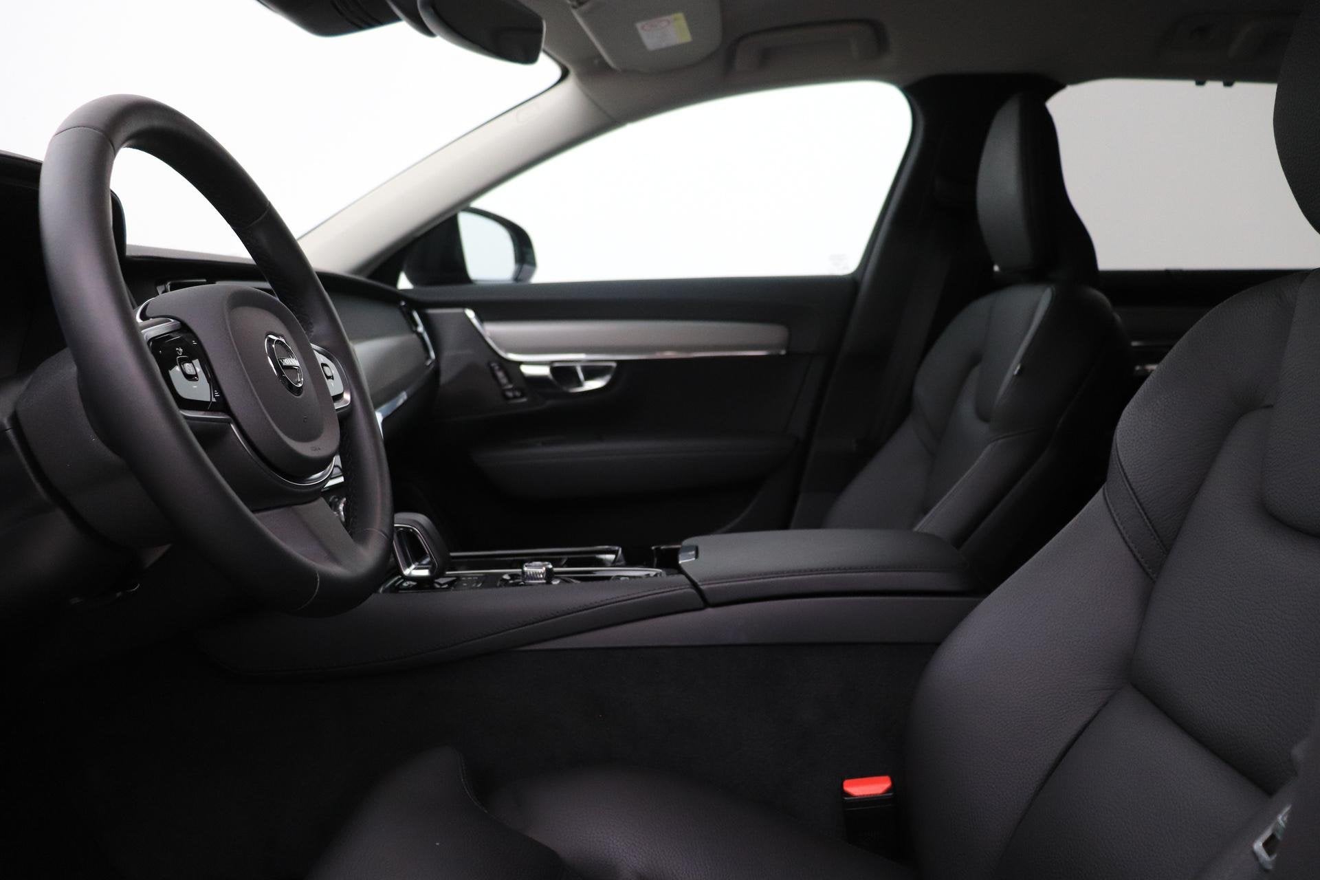 Volvo V90 T8 Plus Dark | Harman/Kardon | BLIS | Verwarmde Ac, Automaat, Euro 6, 4 cilinders, 1969 cc