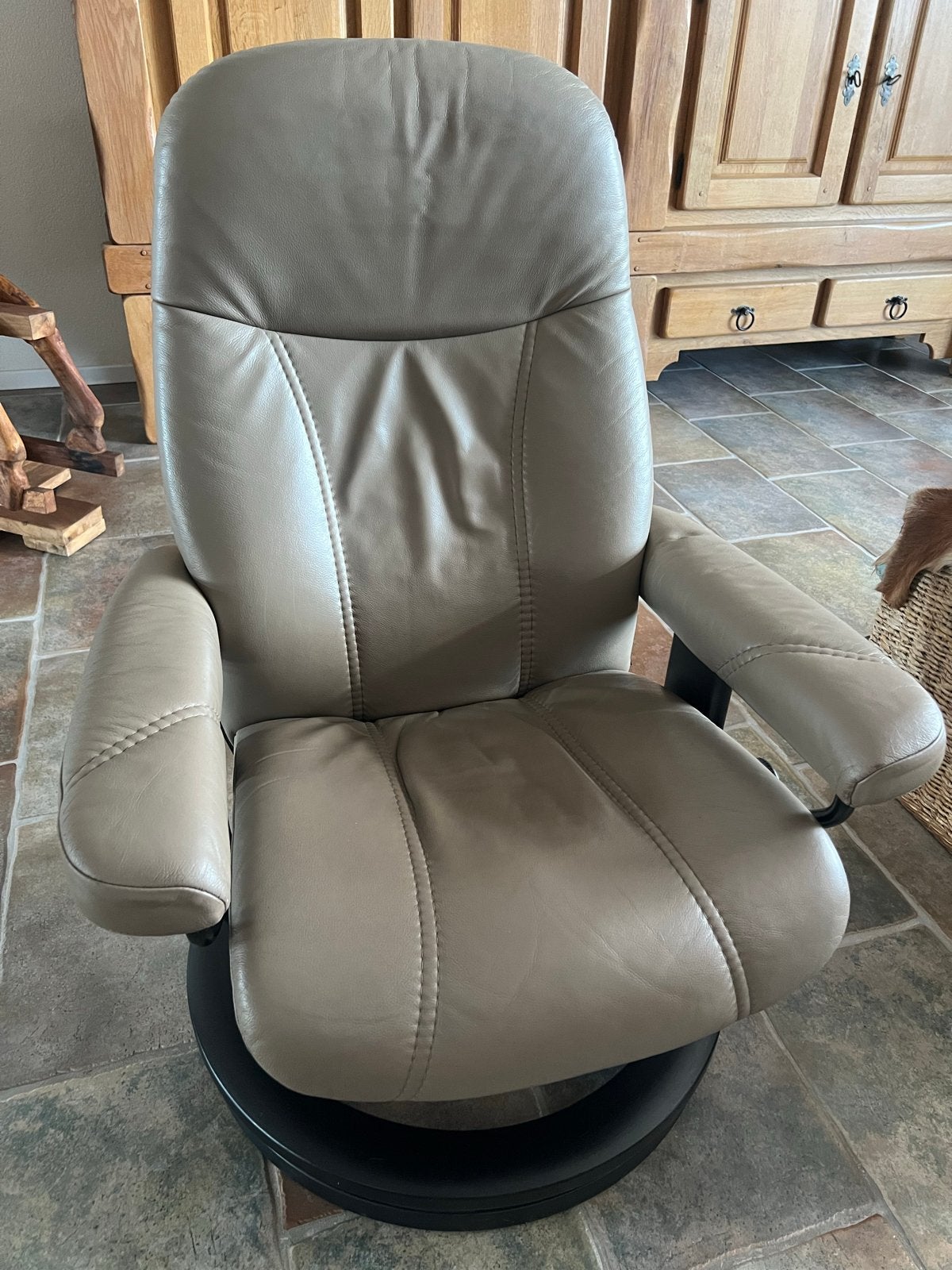 Stressless fauteuil, beige leer, draaibaar, Ophalen, Gebruikt, Minder dan 75 cm, Leer