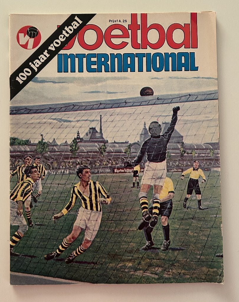VI Special "100 jaar voetbal" (1979), Verzamelen, Ophalen of Verzenden, Gebruikt, Overige binnenlandse clubs, Boek of Tijdschrift