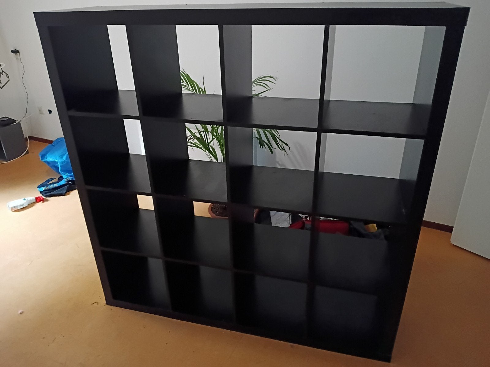 IKEA Kallax 4x4 Kast - Zwartbruin, Ophalen, Met plank(en), Gebruikt, 100 tot 150 cm