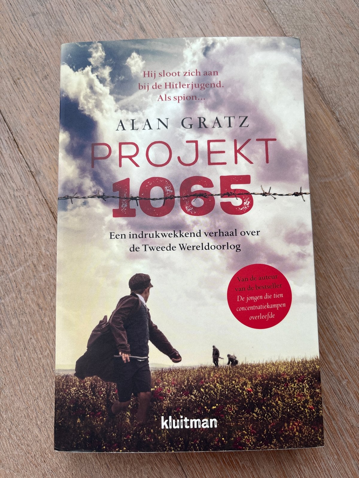 Projekt 1065 - Alan Gratz (Zo goed als nieuw), Ophalen of Verzenden, Zo goed als nieuw, Fictie