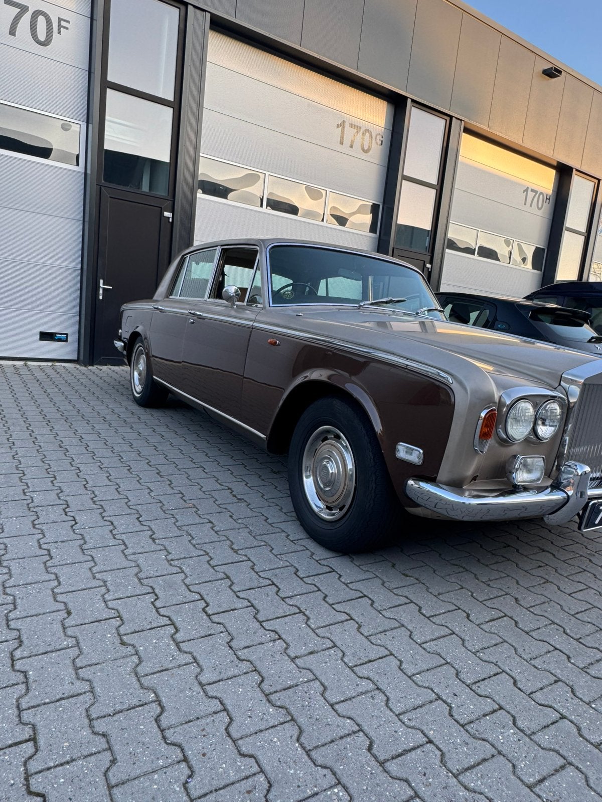 Rolls-Royce Silver Shadow 6.7 AUT 1976 Beige/bruin, foto 3